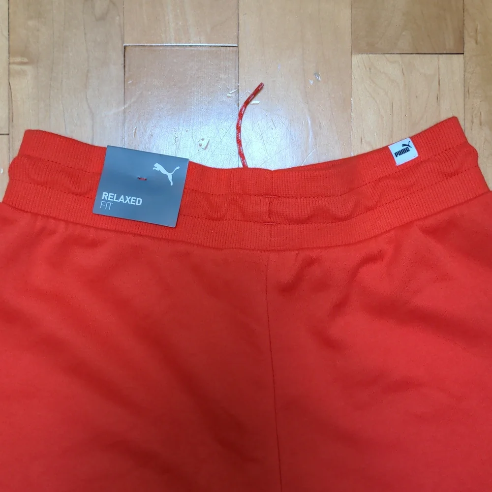 119-**NWT**Puma sweatpants - Picture 3 of 4